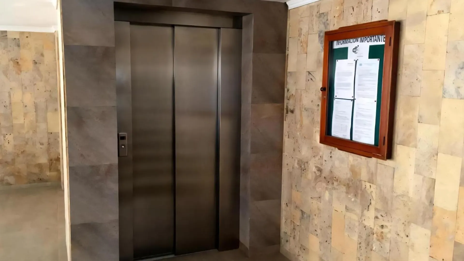 Apartamento 10C Edf.Playa サンタ・マルタ 0*,
